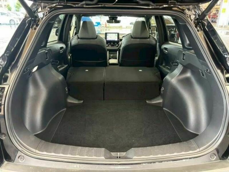 COROLLA CROSS