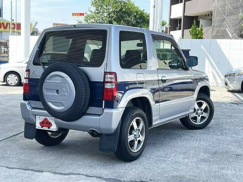 PAJERO MINI