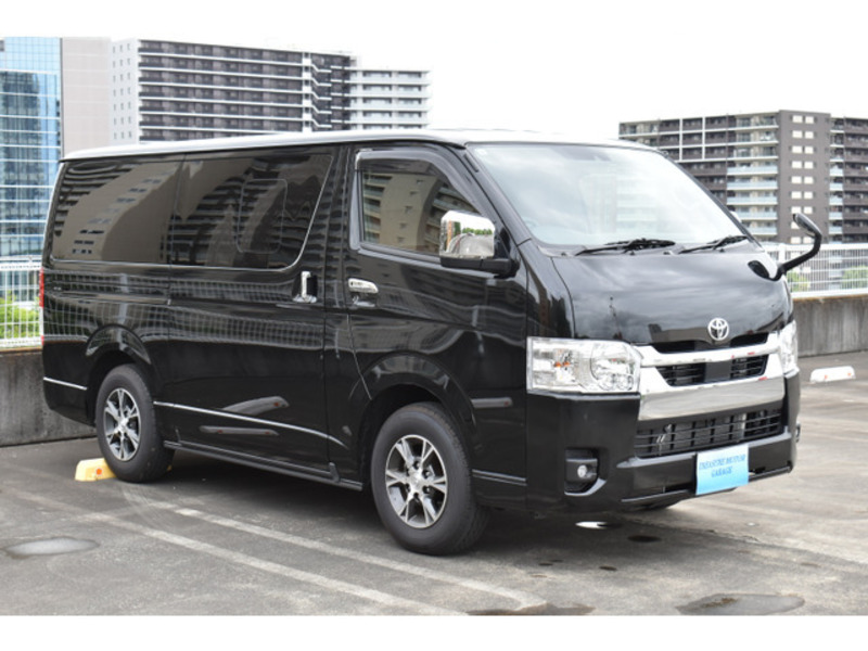HIACE VAN