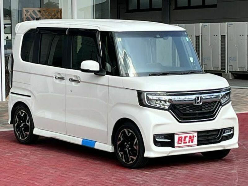 N BOX CUSTOM