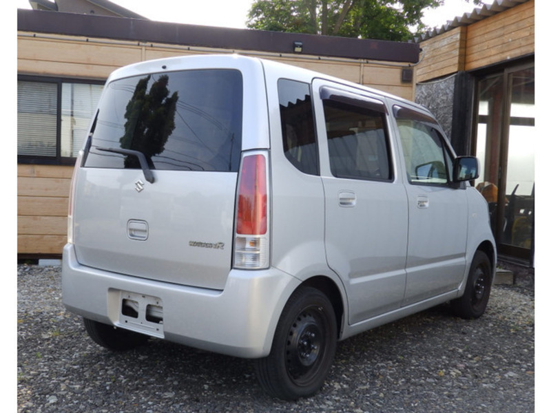 WAGON R