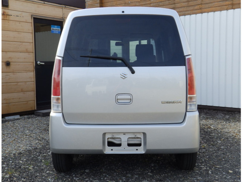 WAGON R