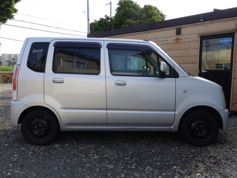 WAGON R