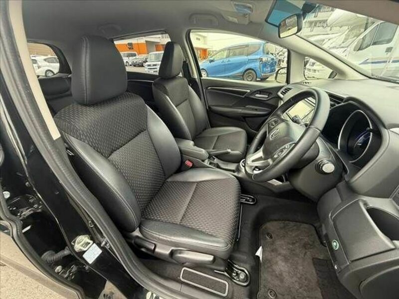 FIT HYBRID