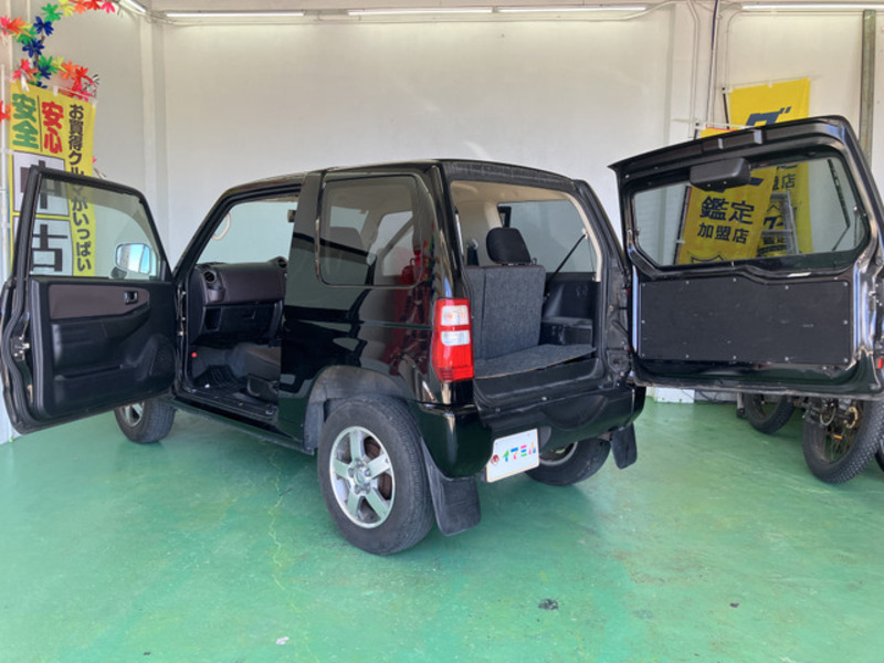 PAJERO MINI