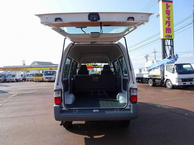 BONGO VAN