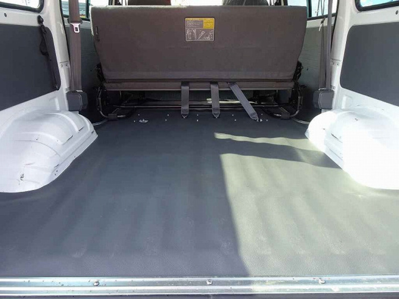 BONGO VAN