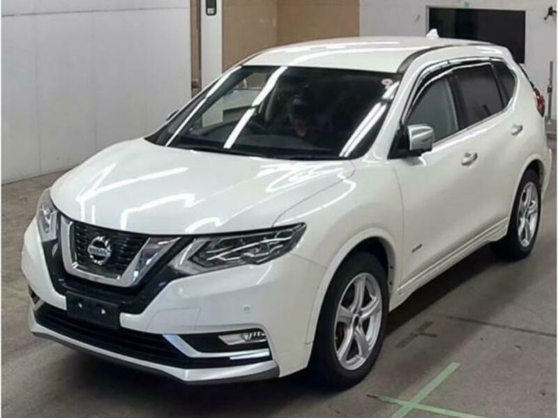 X-TRAIL