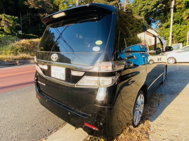 VELLFIRE