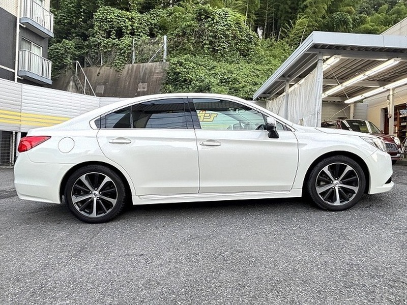 LEGACY B4