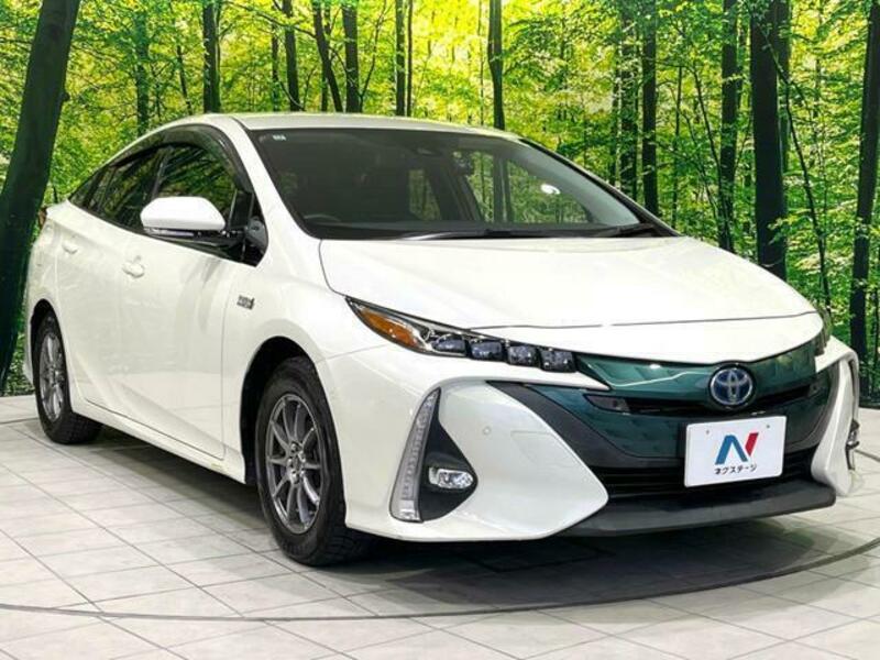 PRIUS PHV