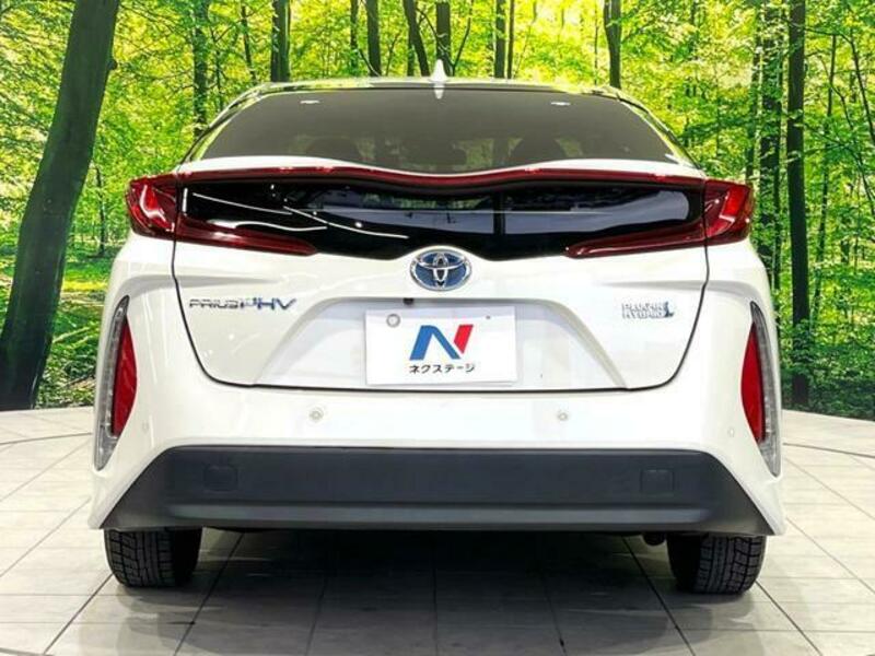 PRIUS PHV