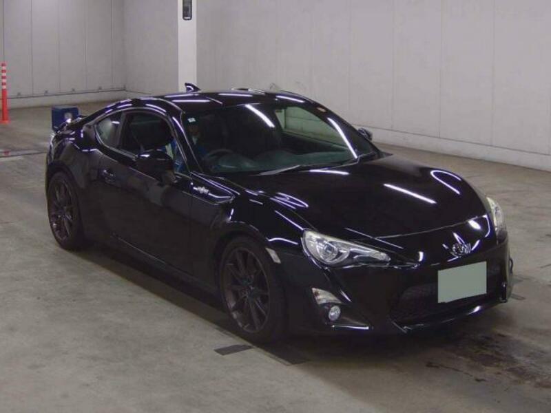 TOYOTA 86