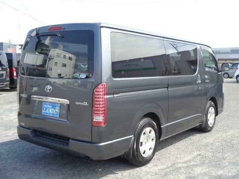 HIACE VAN