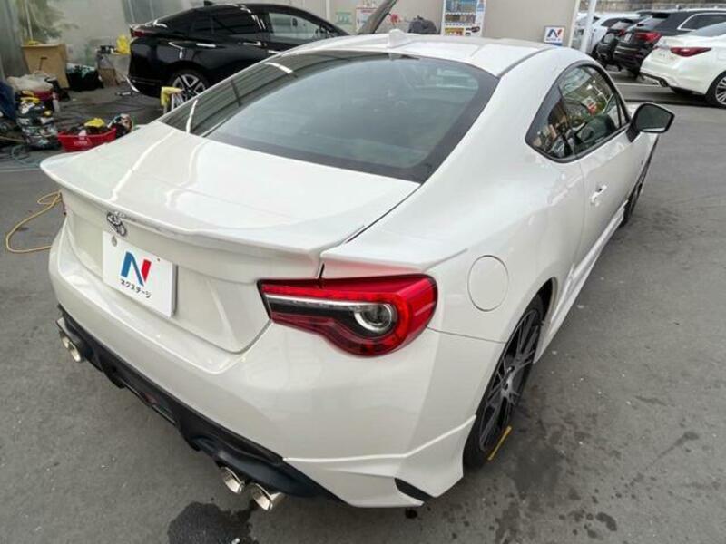 86