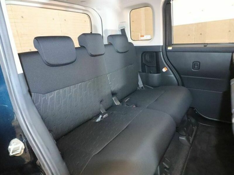 ROOMY