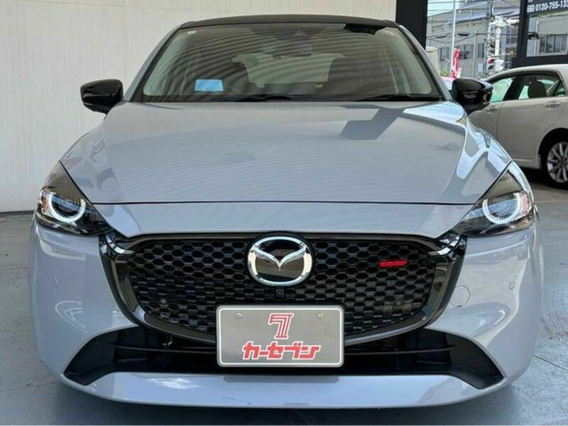 MAZDA2
