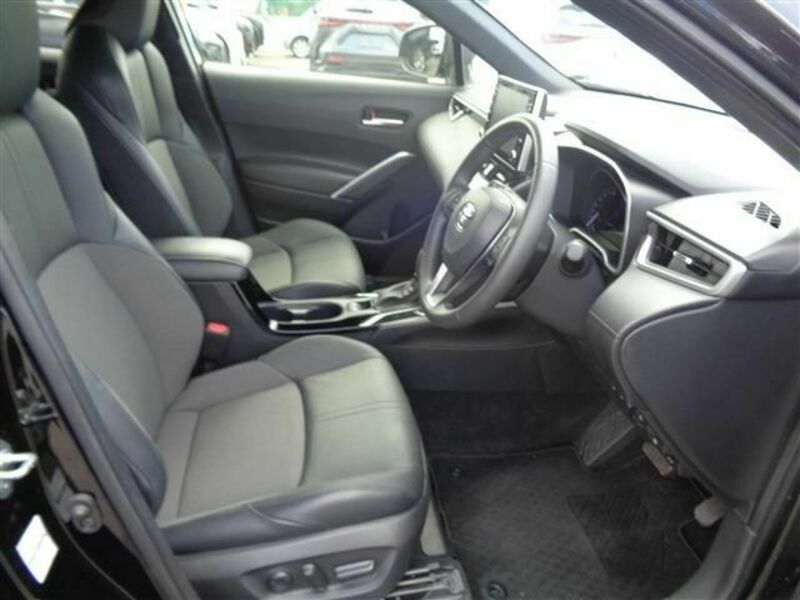 COROLLA CROSS