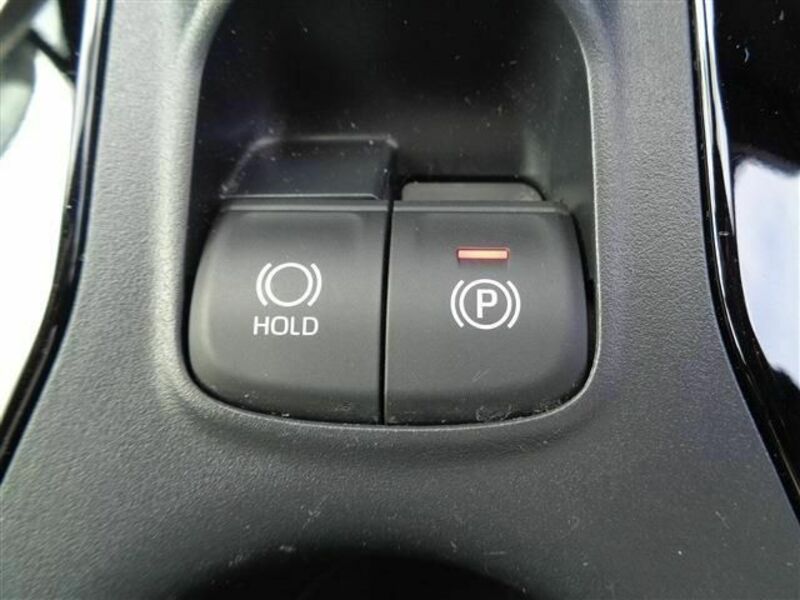COROLLA CROSS