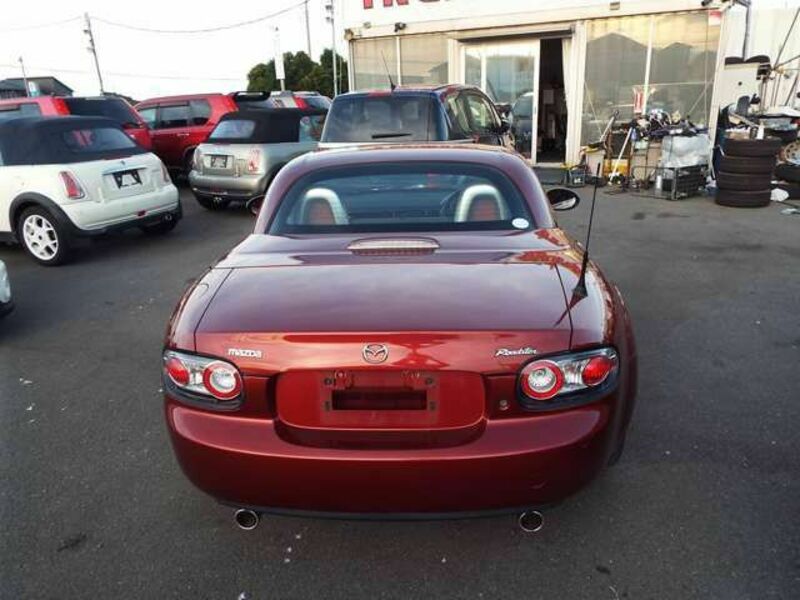 ROADSTER