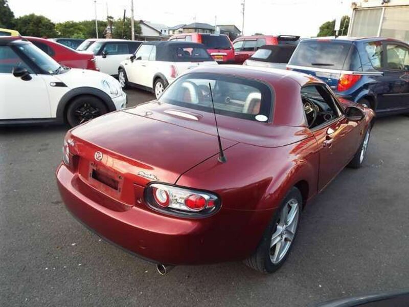ROADSTER