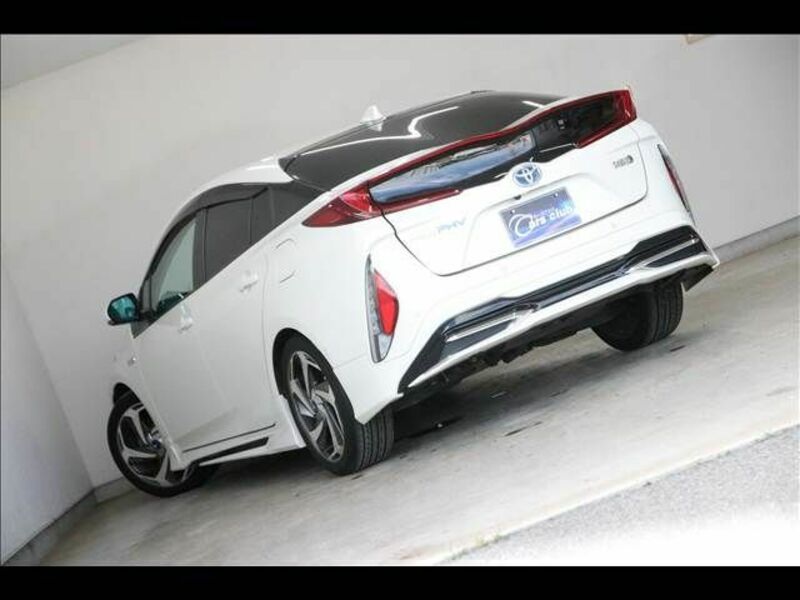 PRIUS PHV