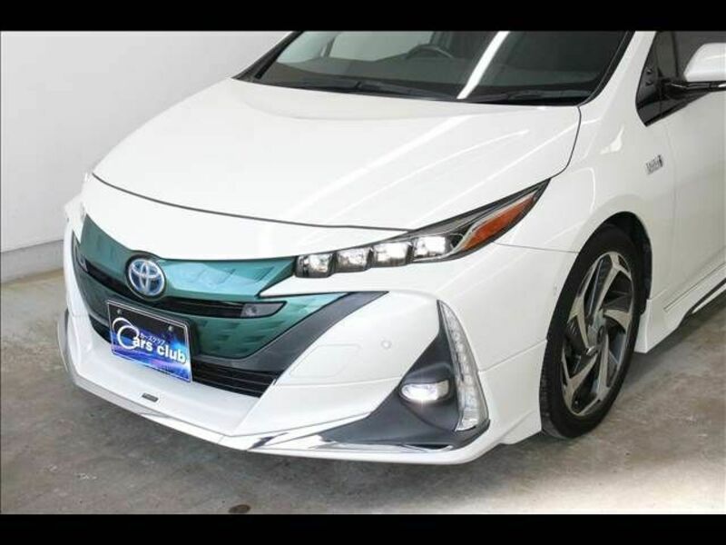 PRIUS PHV