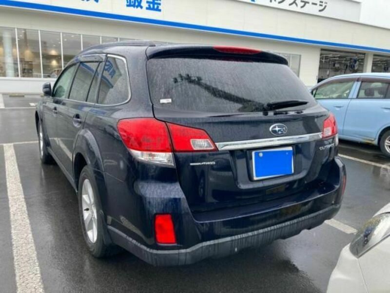 LEGACY OUTBACK