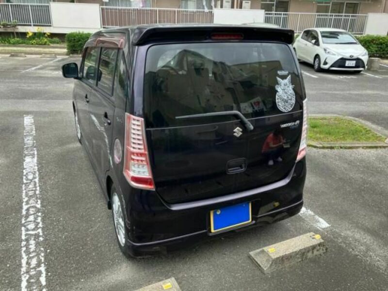 WAGON R