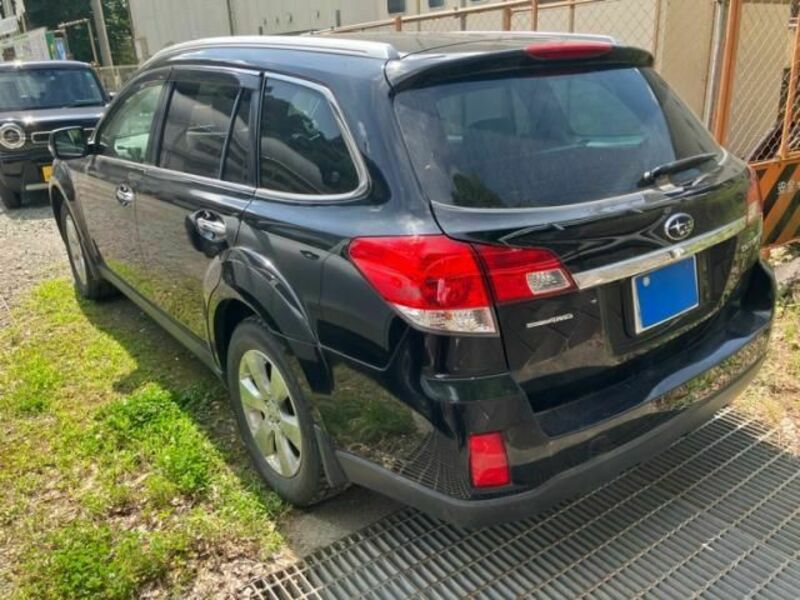 LEGACY OUTBACK