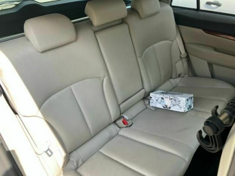 LEGACY OUTBACK