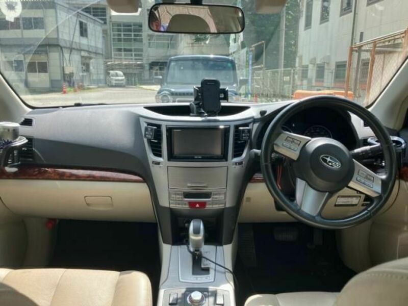 LEGACY OUTBACK