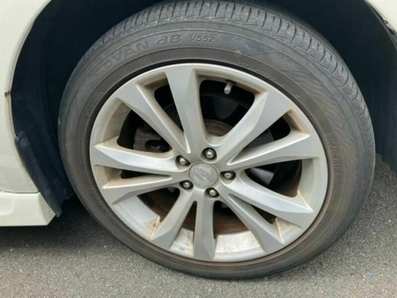 LEGACY B4