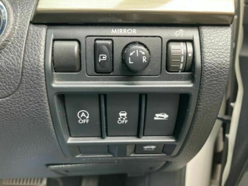 LEGACY B4