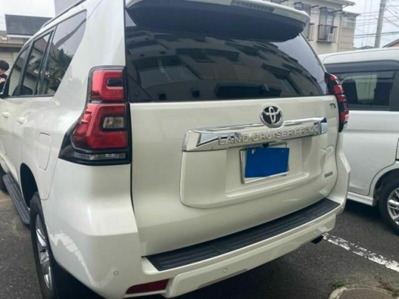 LAND CRUISER PRADO