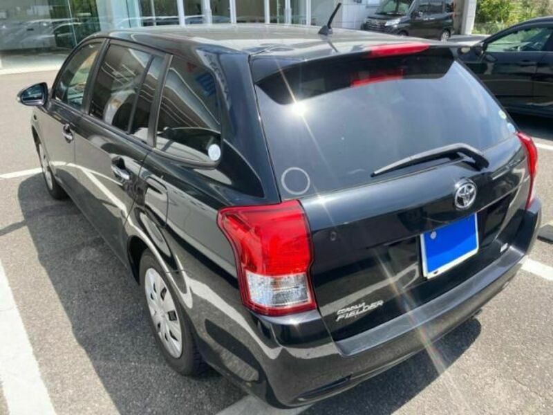COROLLA FIELDER