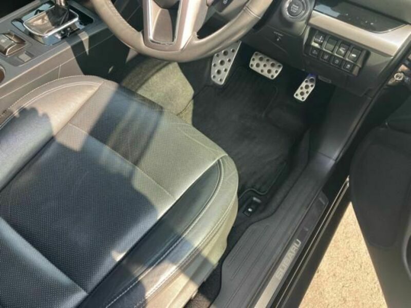 LEGACY B4