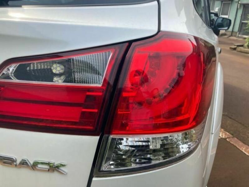 LEGACY OUTBACK