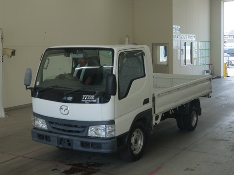 MAZDA TITAN