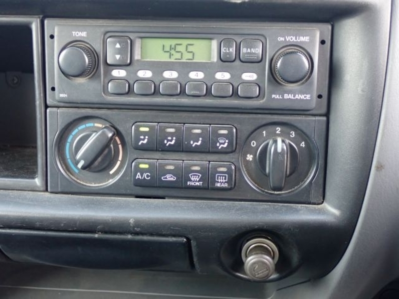 BONGO VAN