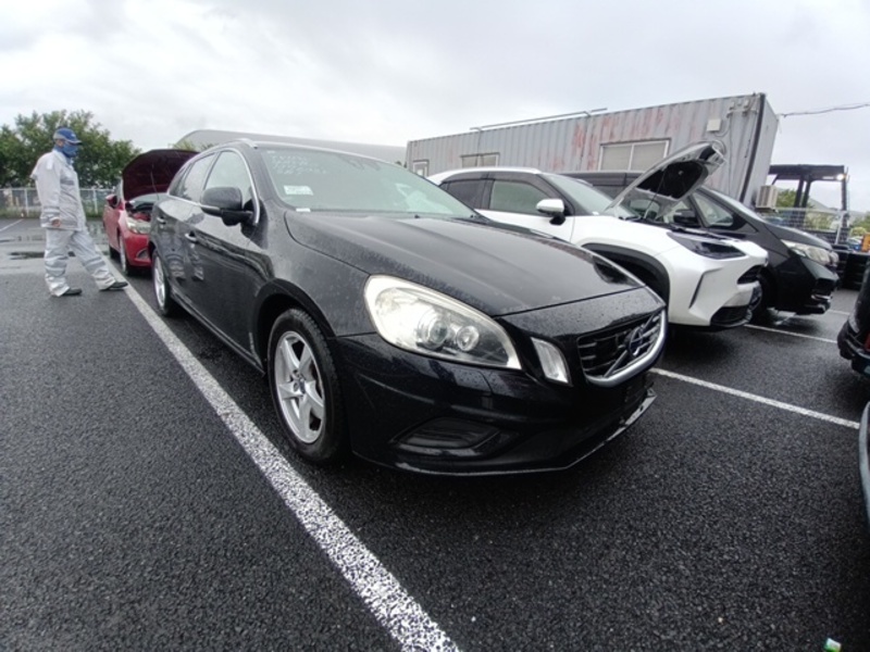 V60