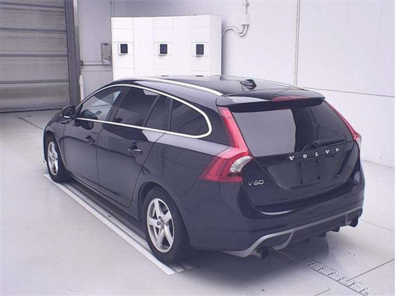 V60