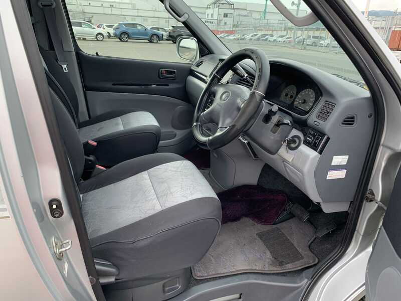 TOURING HIACE