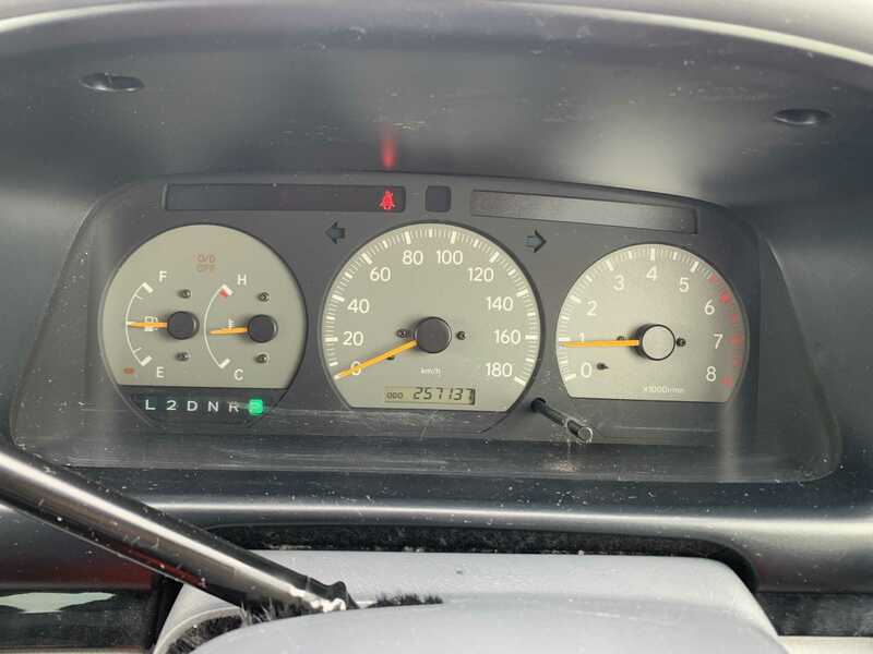 TOURING HIACE