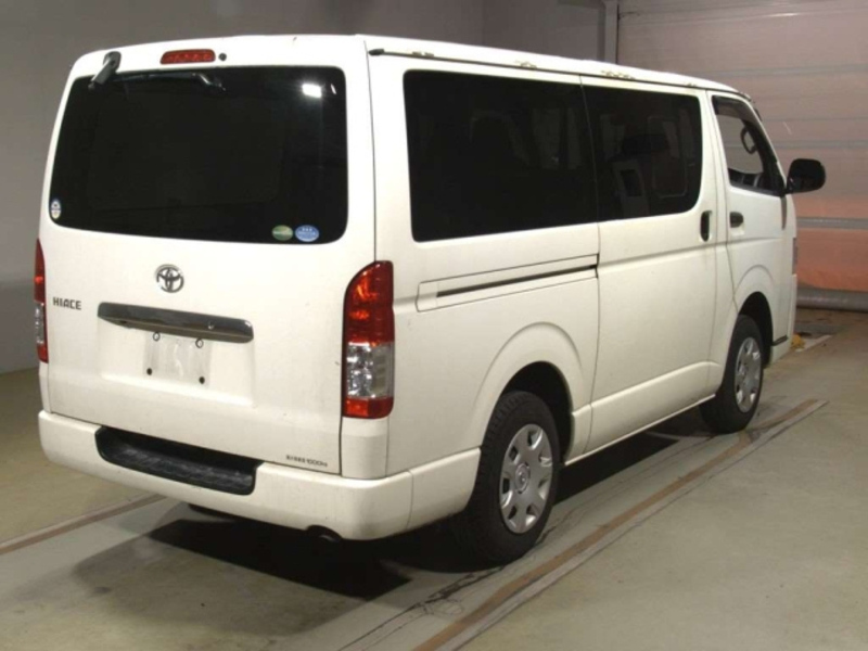 HIACE VAN