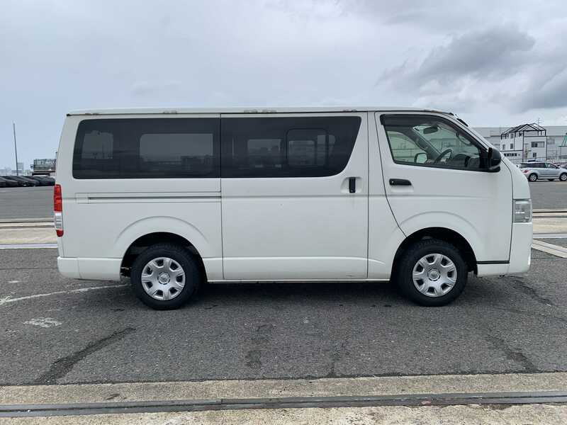 HIACE VAN