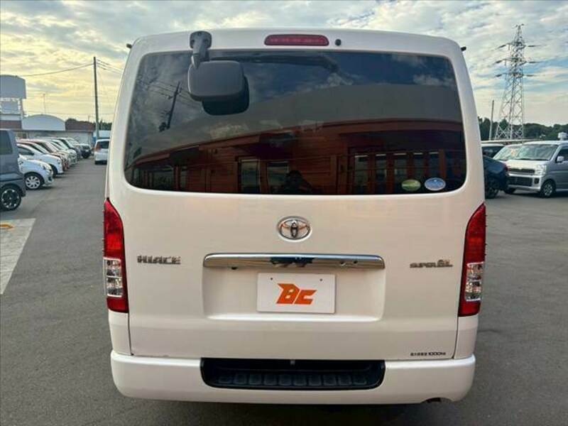 HIACE VAN