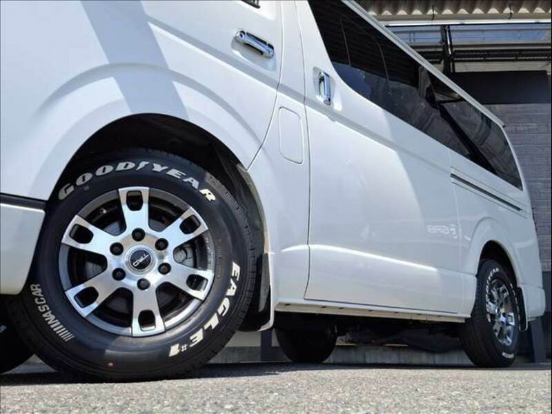 HIACE VAN