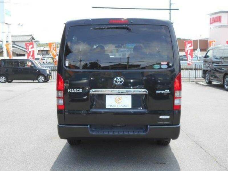 HIACE VAN