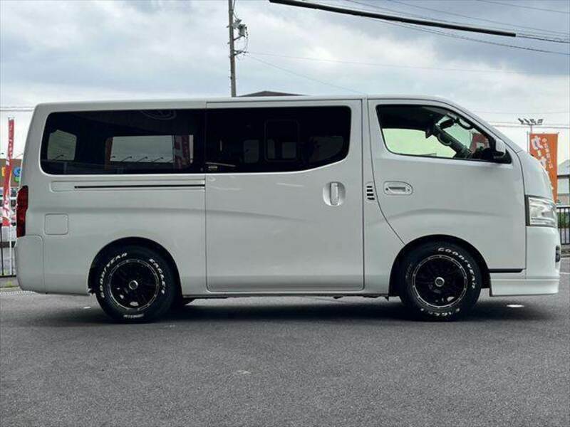 NV350 CARAVAN